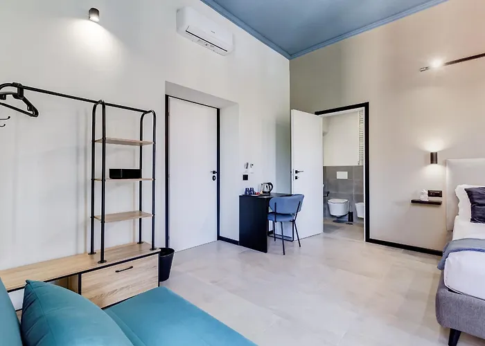 Vivilo Collection - Muggia 21 4*